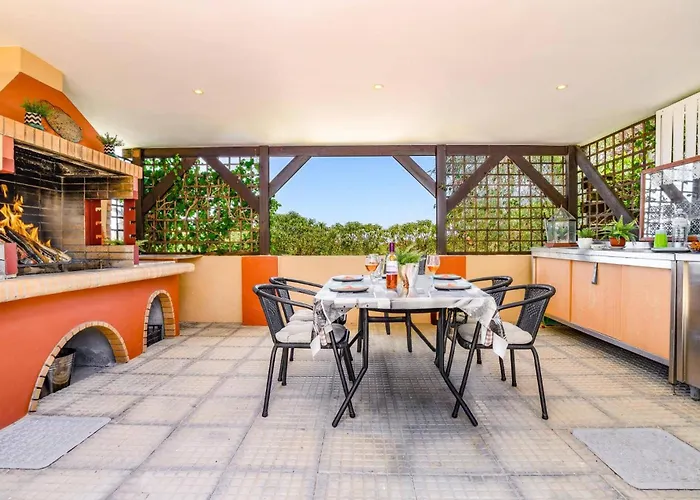 Alnika Acacia By Λαχανιά